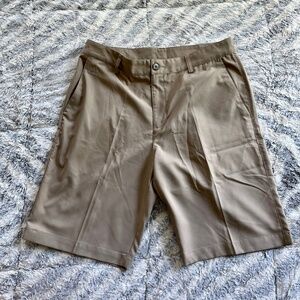 Men's Adidas Golf Shorts (W32)